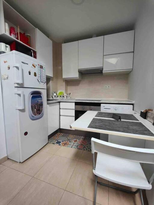 Apartamento Recien Reformado En Barajas Pueblo Madrid Esterno foto