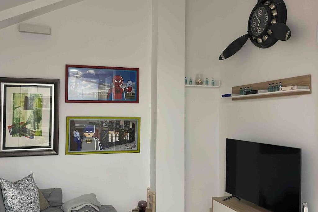 Apartamento Recien Reformado En Barajas Pueblo Madrid Esterno foto