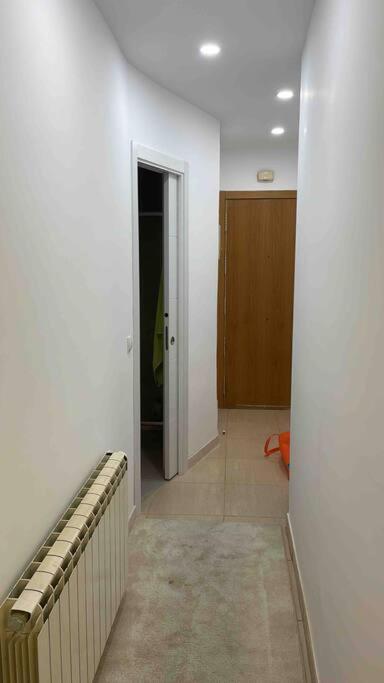Apartamento Recien Reformado En Barajas Pueblo Madrid Esterno foto